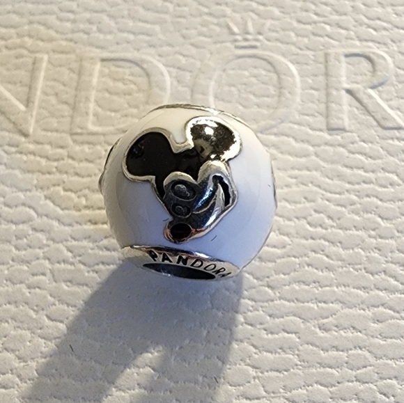 Pandora Disney Expressive Mickey Charm White & Black Enamel - Picture 4 of 9